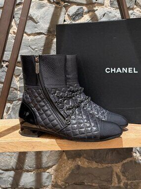 Chanel 2018 Grey Leather Chain Accent CC Logo Flat Ankle Boots